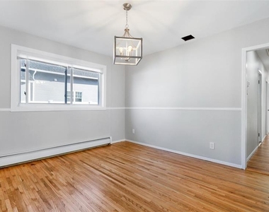 46 Laurel Avenue - Photo Thumbnail 4