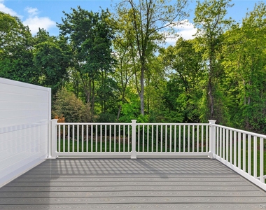 86 B Maple Avenue - Photo Thumbnail 24