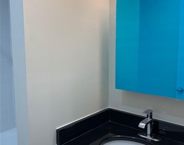 312 Main Street - Photo Thumbnail 12