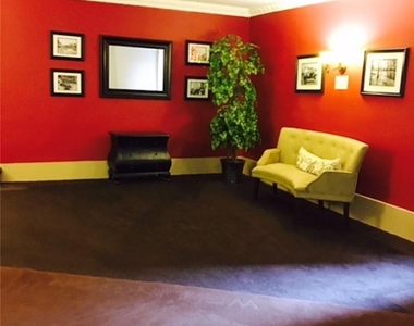 312 Main Street - Photo Thumbnail 14