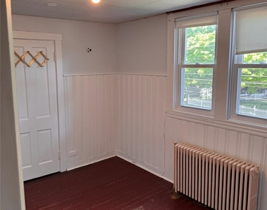 155 Main Street - Photo Thumbnail 10