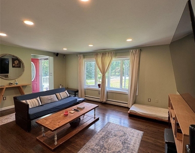 18 Montfort Woods Road - Photo Thumbnail 1