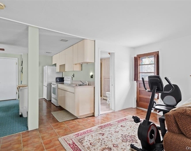 830 N Broome Avenue - Photo Thumbnail 5