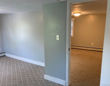 1117-1119 Milton Turnpike - Photo Thumbnail 17