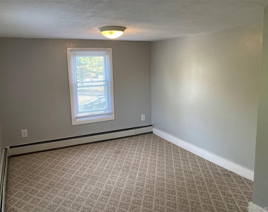 1117-1119 Milton Turnpike - Photo Thumbnail 12