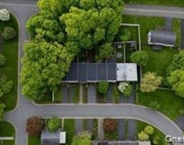 7 Roundtree Court - Photo Thumbnail 12