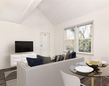 44 Ridge Street - Photo Thumbnail 5