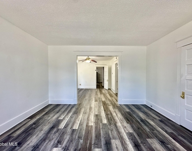 1346 Stanford Street - Photo Thumbnail 6