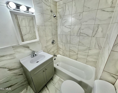 1346 Stanford Street - Photo Thumbnail 14