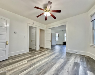 1346 Stanford Street - Photo Thumbnail 8