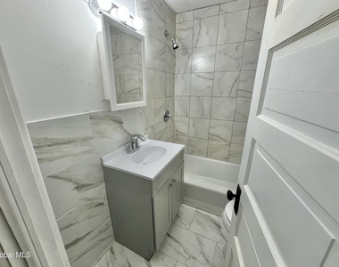 1346 Stanford Street - Photo Thumbnail 13