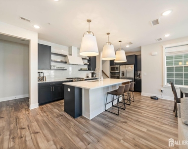 707 Station Road - Photo Thumbnail 4