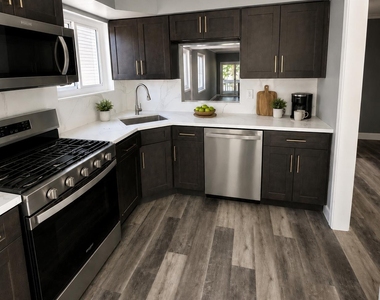 201 Madaline Drive - Photo Thumbnail 6