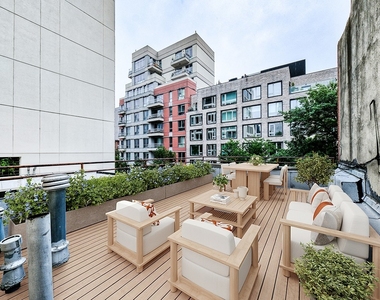 583 Warren Street - Photo Thumbnail 15