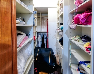 583 Warren Street - Photo Thumbnail 10