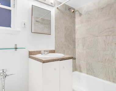 53 W 76th Street - Photo Thumbnail 4