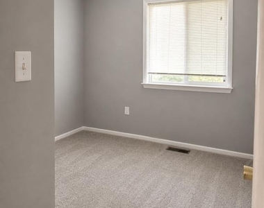 235 Quarry Road - Photo Thumbnail 6