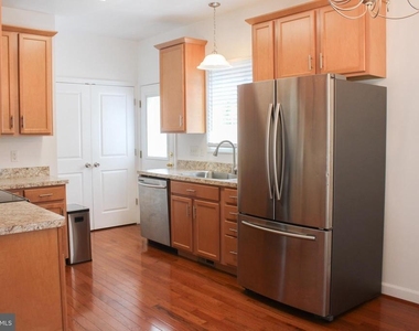 335 S Commerce Street - Photo Thumbnail 7