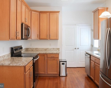 335 S Commerce Street - Photo Thumbnail 8