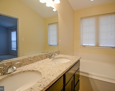 2251 Wheel Cog Place - Photo Thumbnail 10