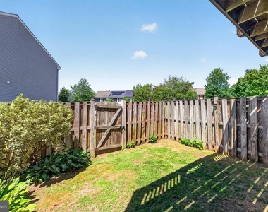 12351 Penzance Lane - Photo Thumbnail 25
