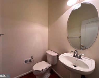 14533 Kentish Fire Street - Photo Thumbnail 29