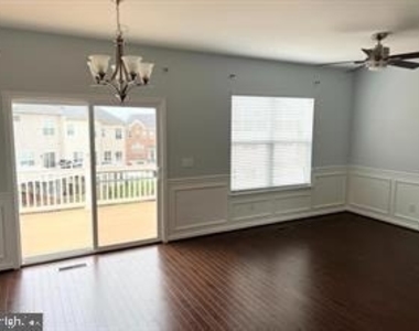 9075 Alexander Way - Photo Thumbnail 5