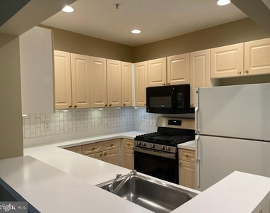 20283 Beechwood Terrace - Photo Thumbnail 8