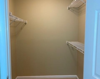 20283 Beechwood Terrace - Photo Thumbnail 13