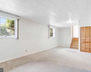 1803 E Beech Road - Photo Thumbnail 23
