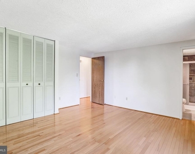 1803 E Beech Road - Photo Thumbnail 14
