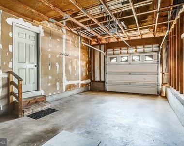 1803 E Beech Road - Photo Thumbnail 30