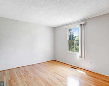 1803 E Beech Road - Photo Thumbnail 17