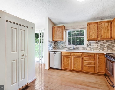 1803 E Beech Road - Photo Thumbnail 11