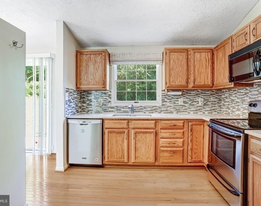 1803 E Beech Road - Photo Thumbnail 12