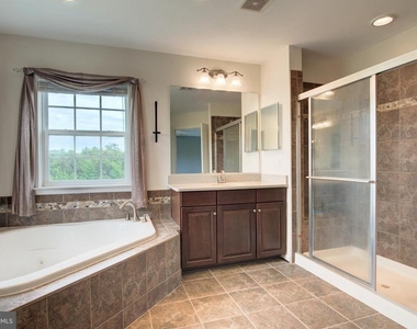 13481 Arcadian Drive - Photo Thumbnail 35