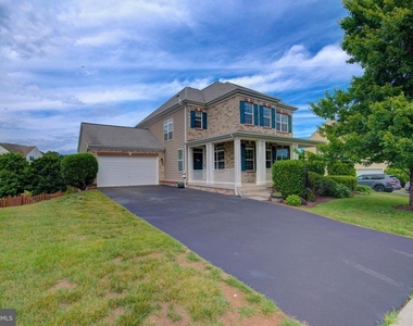 13481 Arcadian Drive - Photo Thumbnail 2