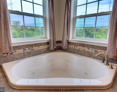 13481 Arcadian Drive - Photo Thumbnail 36