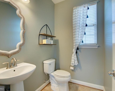 13481 Arcadian Drive - Photo Thumbnail 27