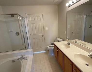 42793 Pilgrim Square - Photo Thumbnail 19