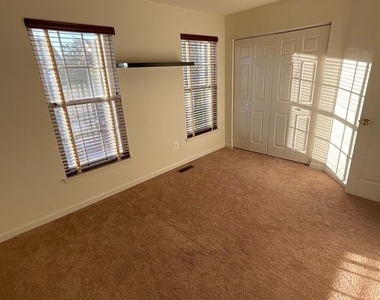 42793 Pilgrim Square - Photo Thumbnail 11