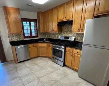 42793 Pilgrim Square - Photo Thumbnail 6