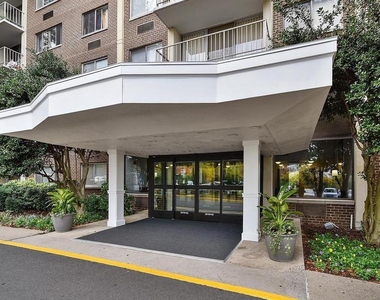 2059 Huntington Avenue - Photo Thumbnail 3