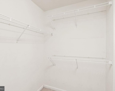 12739 Fair Crest Court - Photo Thumbnail 29