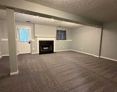6812 Ericka Avenue - Photo Thumbnail 26