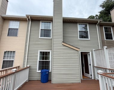 6812 Ericka Avenue - Photo Thumbnail 31