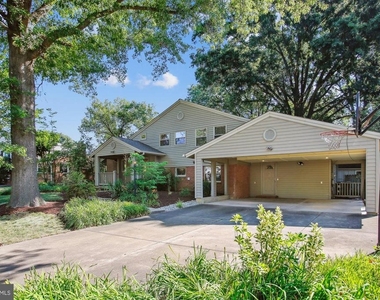 8509 Cyrus Place - Photo Thumbnail 39