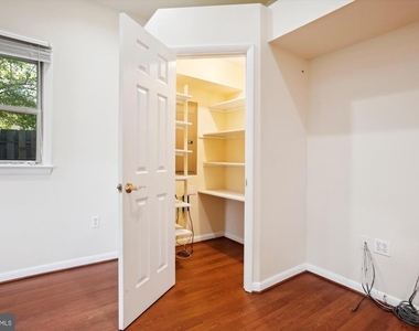8509 Cyrus Place - Photo Thumbnail 15