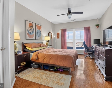 2921 Deer Hollow Way - Photo Thumbnail 13