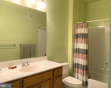 1509 N Point Drive - Photo Thumbnail 11